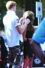 35歲還不結(jié)婚的生活什么樣？