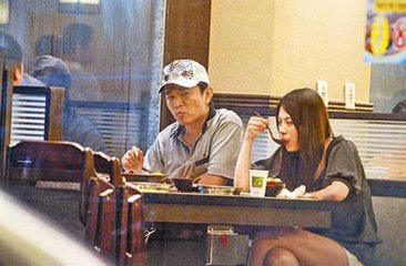 唐嫣首回應(yīng)懷孕傳聞：身邊朋友都在吃，不要問我為什么會(huì)胖